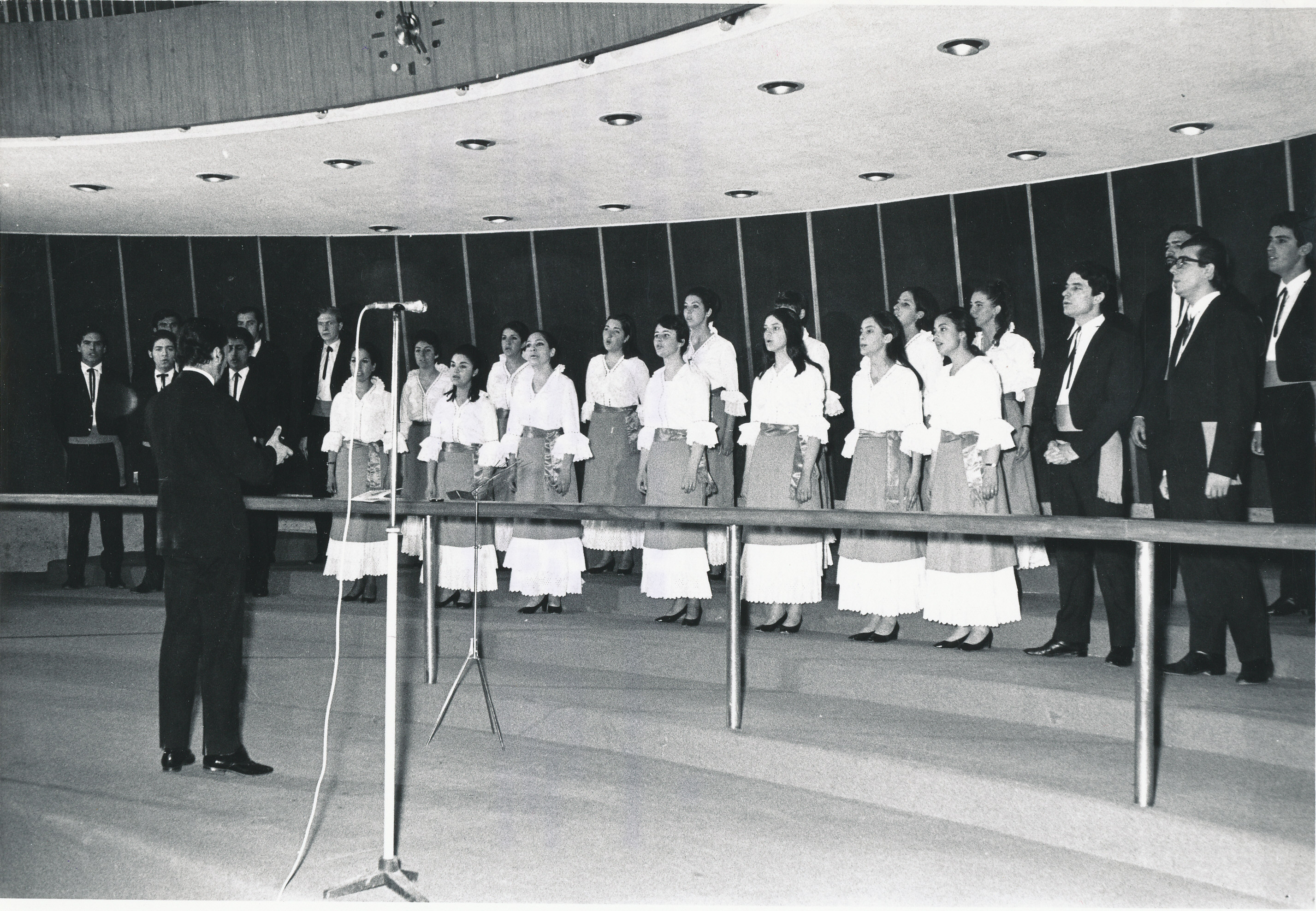Coro CEPAL, 24 octubre 1975 Sala Raúl Prebisch