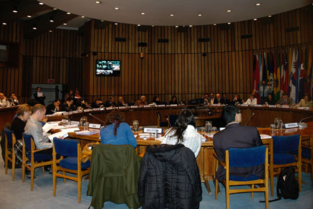 Vista general de la conferencia de prensa de lanzamiento del informe sobre La inversión extranjera directa en América Latina y el Caribe 2009.