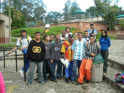 El Programa Fénix trabaja en la inclusión social de los jóvenes de Medellín.