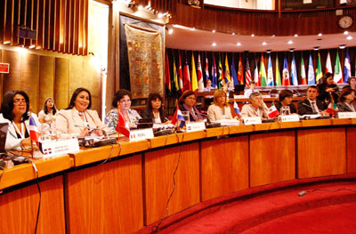 Ministras de 19 países de América Latina y el Caribe se reúnen en la CEPAL.