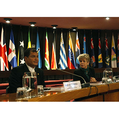 Rafael Correa, President of Ecuador, and Alicia Bárcena, Executive Secretary of ECLAC, during a lecture of the Ecuadorian President at the headquarters of the Economic Commission for Latin America and the Caribbean (ECLAC) in Santiago, Chile.