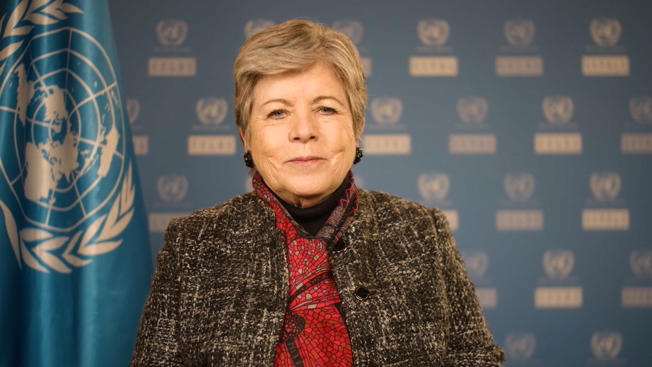 Alicia Bárcena, Secretaria Ejecutiva de la CEPAL, durante su presentación.