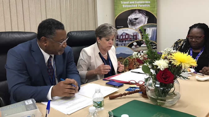 During the meeting, Bárcena began by congratulating Belize for being the first country in the Caribbean to present its Voluntary National Review to the High-Level Political Forum on Sustainable Development.