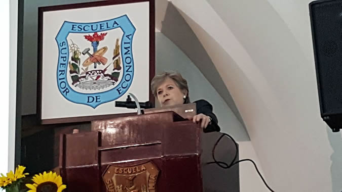 The Executive Secretary of ECLAC, Alicia Bárcena, during a keynote speech at the Superior School of Economics of Mexico’s National Polytechnic Institute in Mexico City.