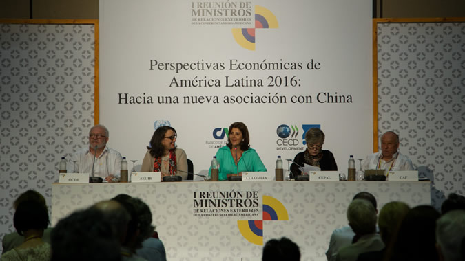 The report was presented in the context of the First Meeting of Foreign Affairs Ministers of the Ibero-American Conference in Cartagena de Indias.
