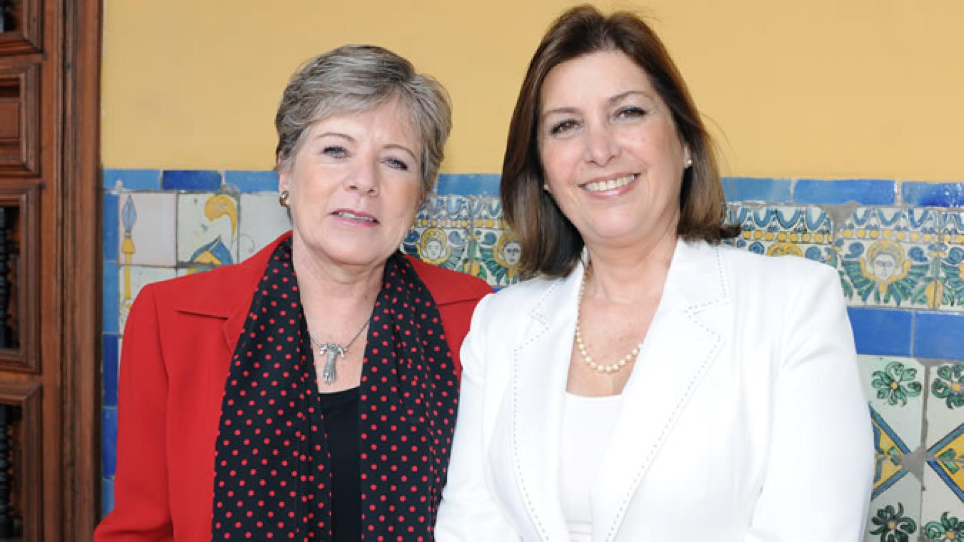 La Secretaria Ejecutiva de la CEPAL, Alicia Bárcena, junto a la Canciller de Perú, Eda Rivas