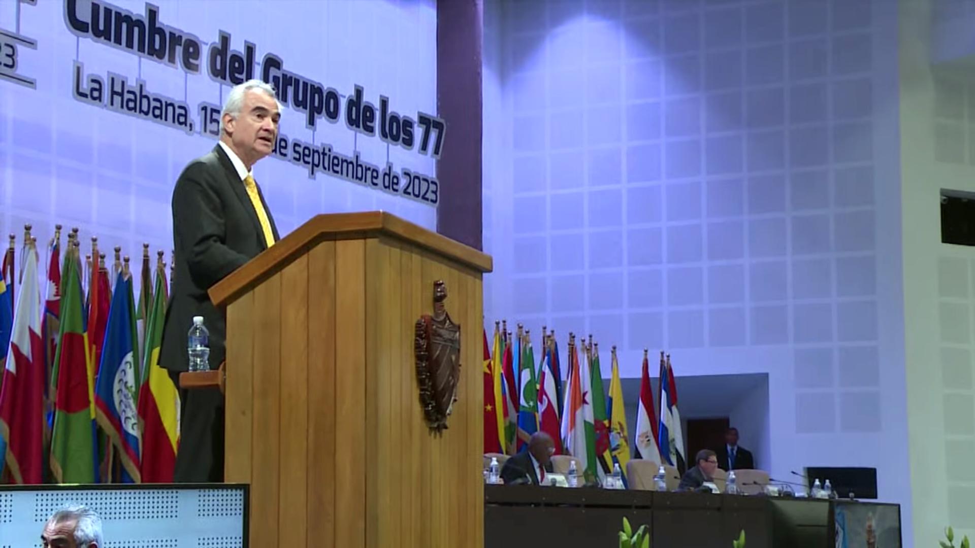 El Secretario Ejecutivo de la CEPAL, José Manuel Salazar-Xirinachs, durante su intervención en la Cumbre G 77 y China.
