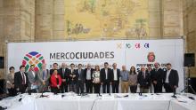 foto de los participantes en la cumbre Mercociudades