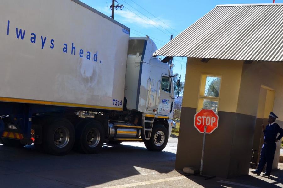 UNDA cross-border supply chains